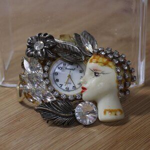 Vtg Bonetto Quartz Womens Watch Pin Rhinestone Face /Needs Repair